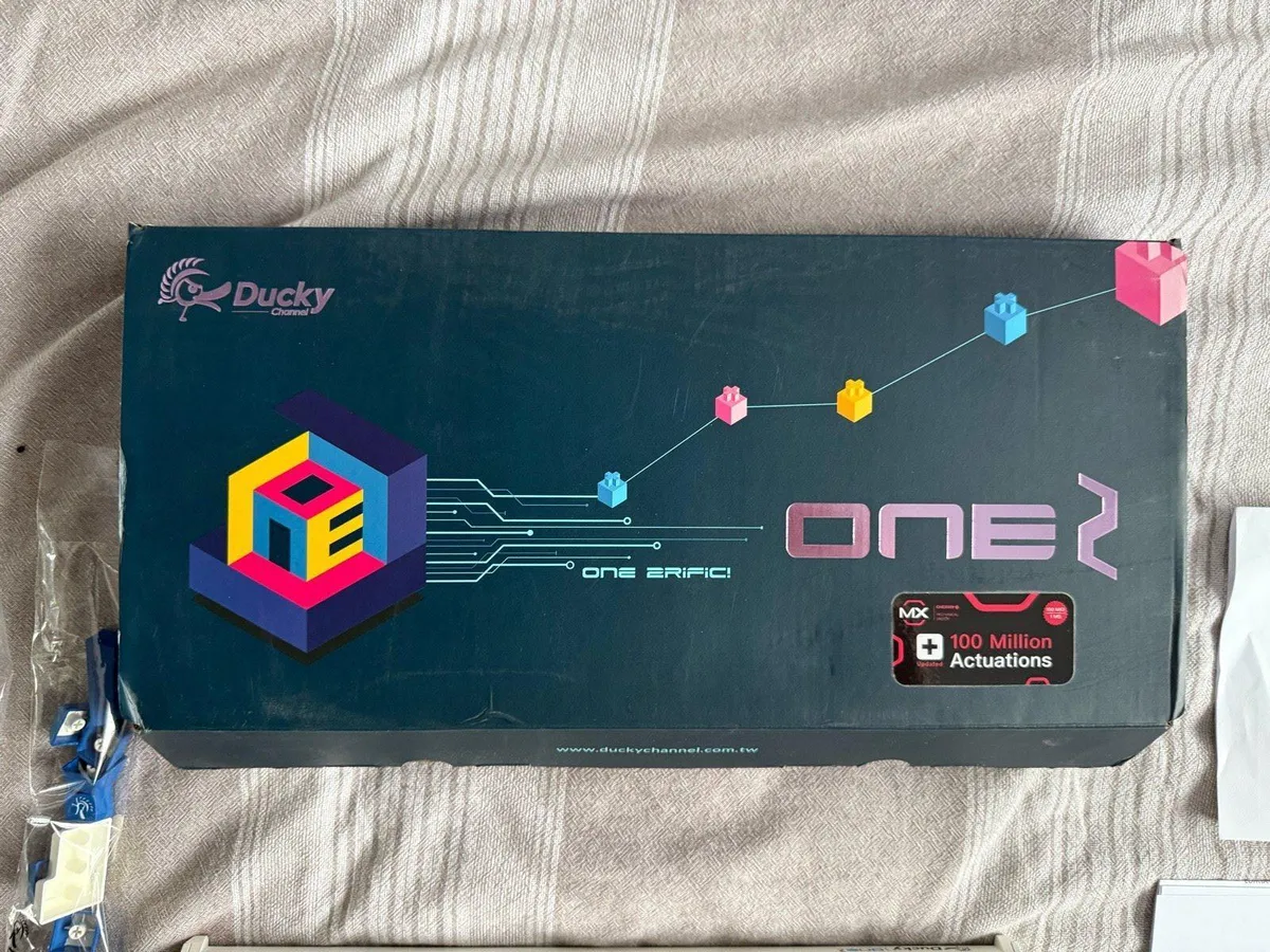 Ducky One 2 Gaming Keyboard - Image 4