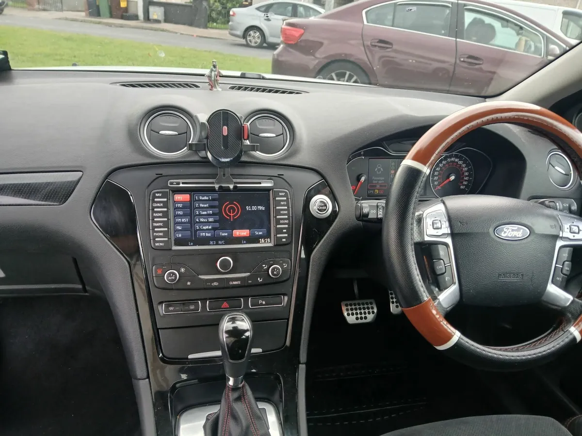 Ford Mondeo 2012 - Image 2