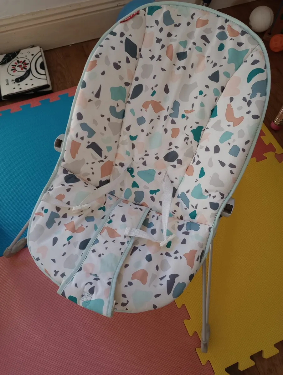 Fisher Price Baby Bouncer - Image 2