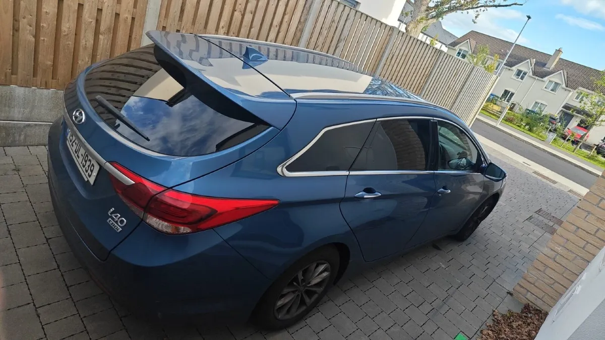 Hyundai i40 2015 Executive - Image 2