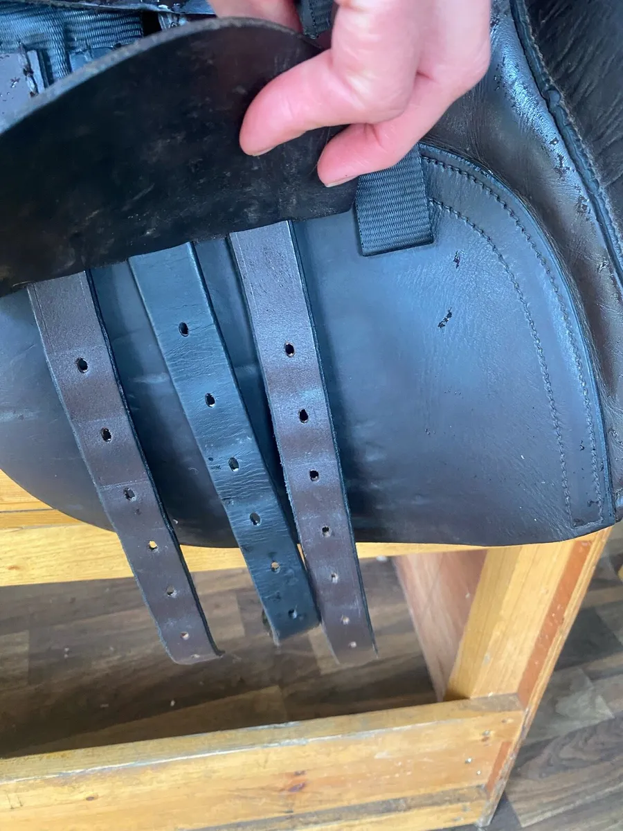 Albion K2 17” fits like ex wide - Image 4