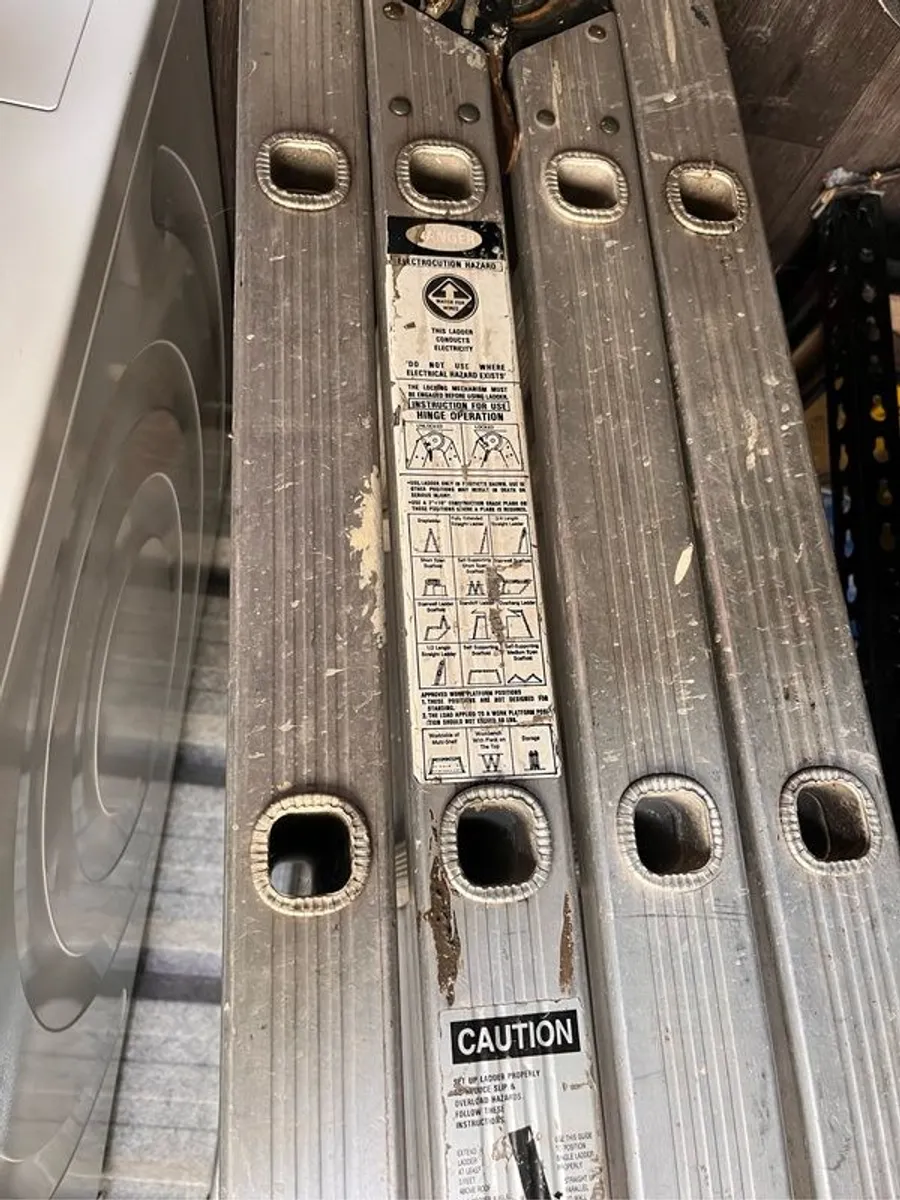 extendable ladder - Image 3