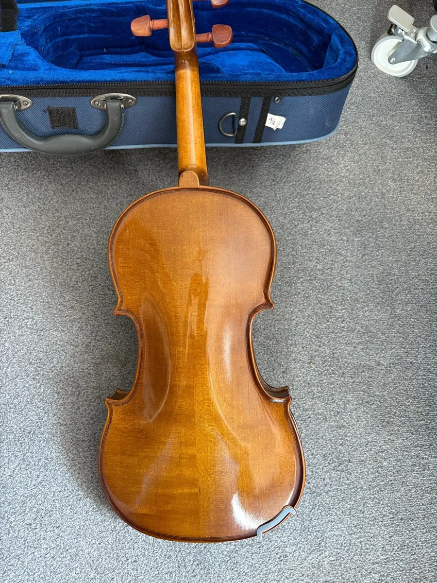 Violin, bow and case - Image 3