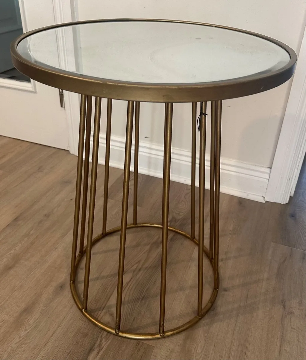 Gold table - Image 2