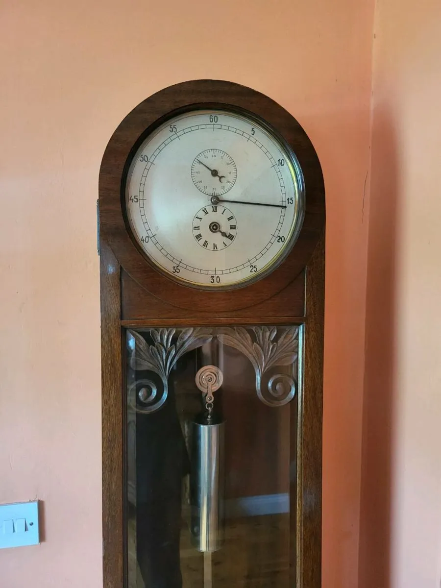 Longcase regulator clock - Image 1