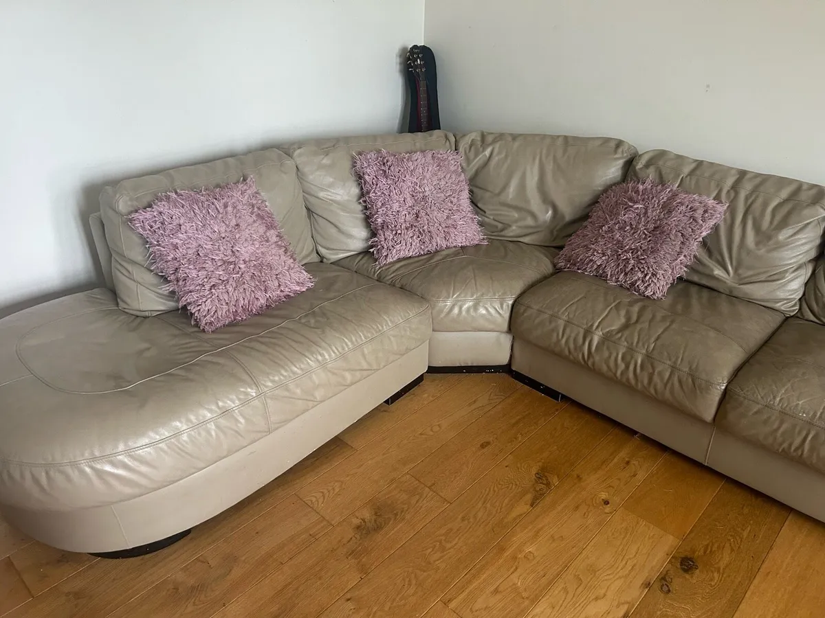 Leather corner sofa - Image 1