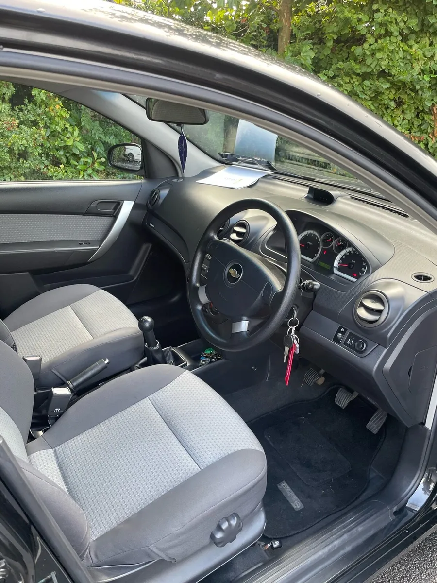 Chevrolet Aveo Low miles - Image 4