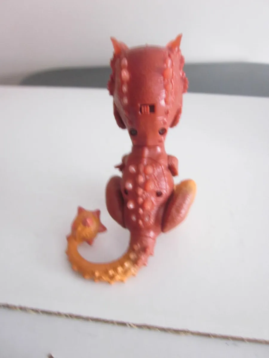 WowWee Fingering Untamed Radioactive T-Rex - Image 3