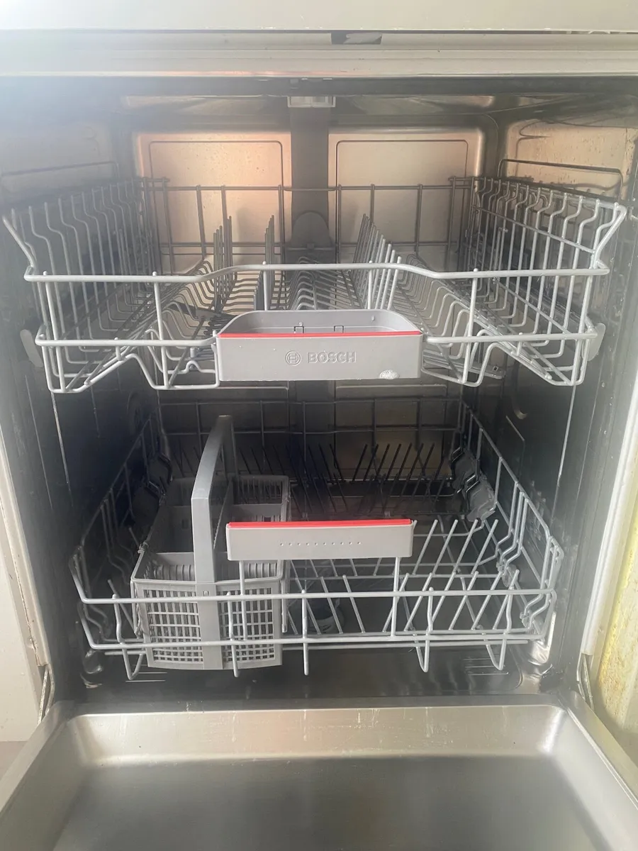 Bosch Dishwasher - Image 3