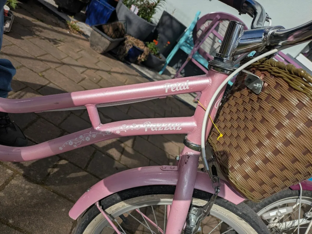 Girls Bikes - Image 3