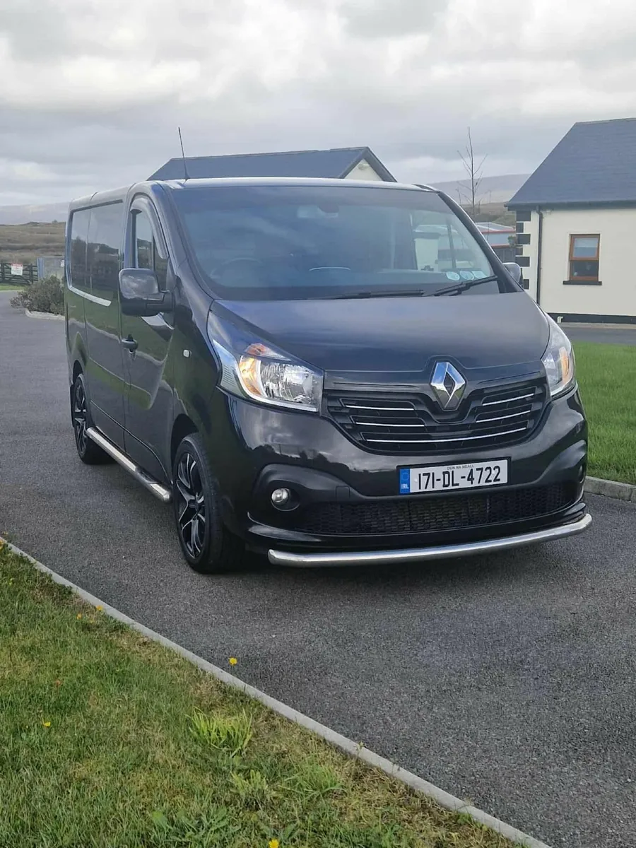 Renault Trafic 2017 - Image 1