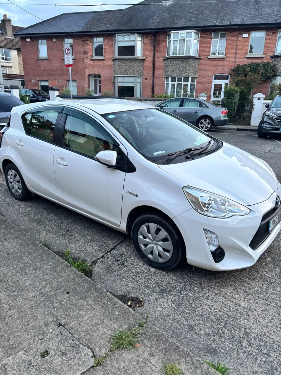 Toyota Aqua 2017 - Image 3