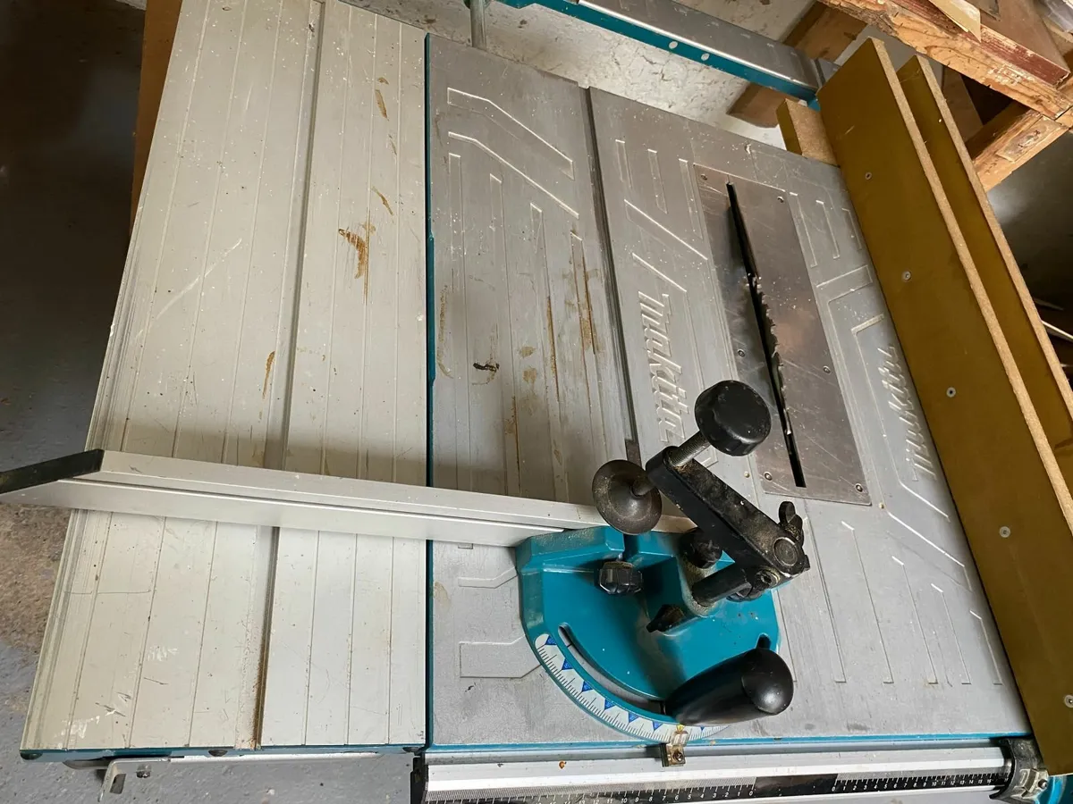 Makita table saw - Image 1