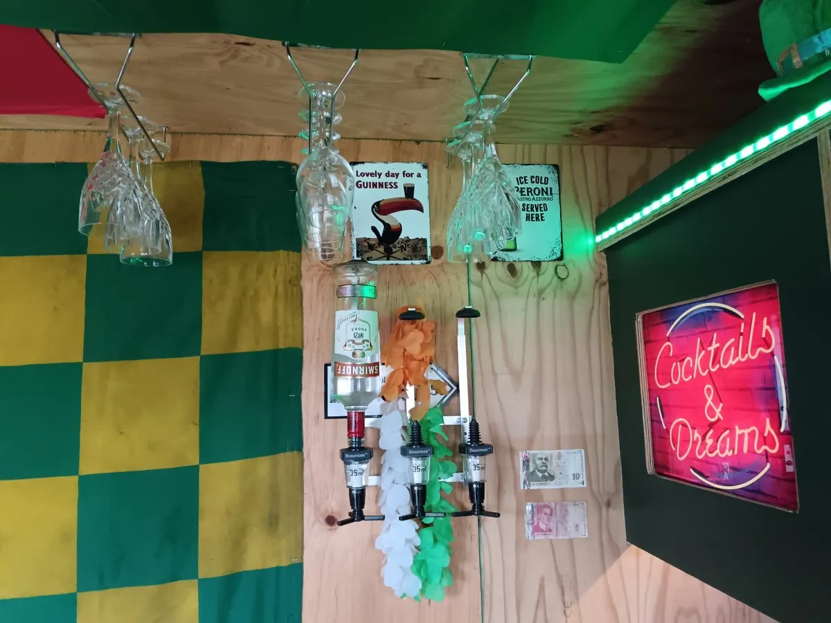 Complete home bar for sale - Image 3
