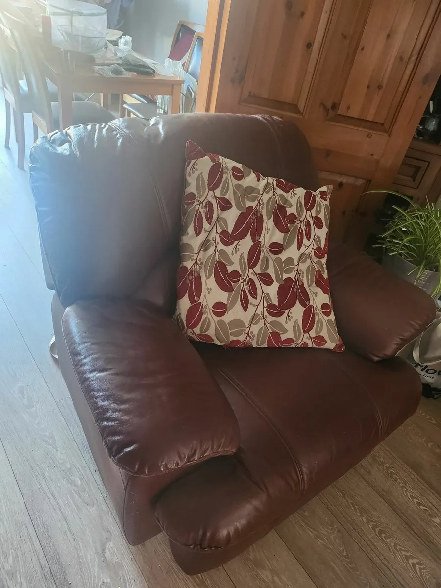 Arm chair's - Image 1