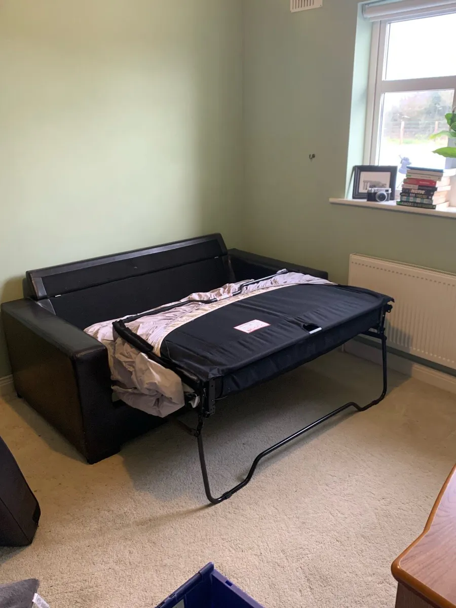 Leather couch bed - Image 3