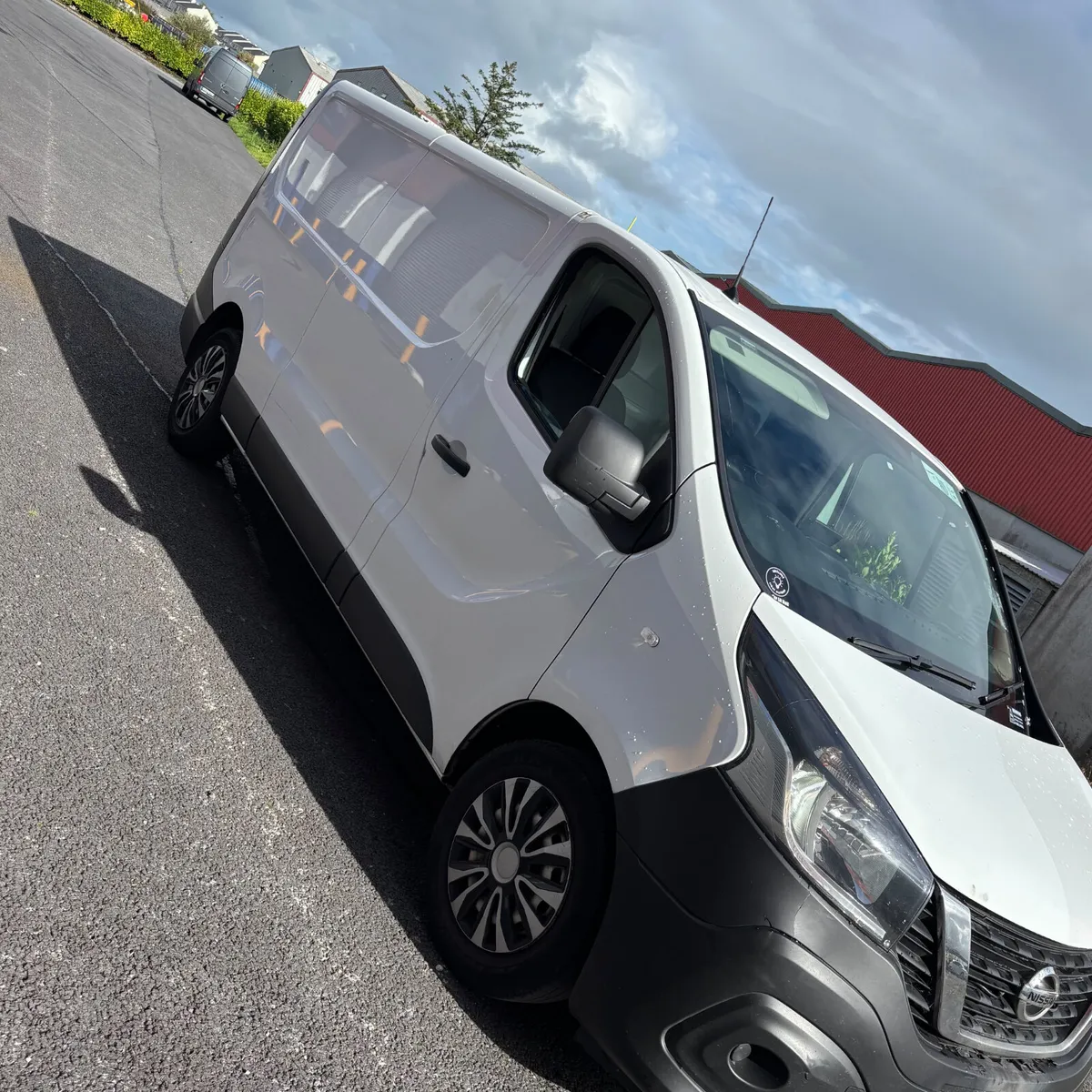 Nissan NV300 2022 - Image 2