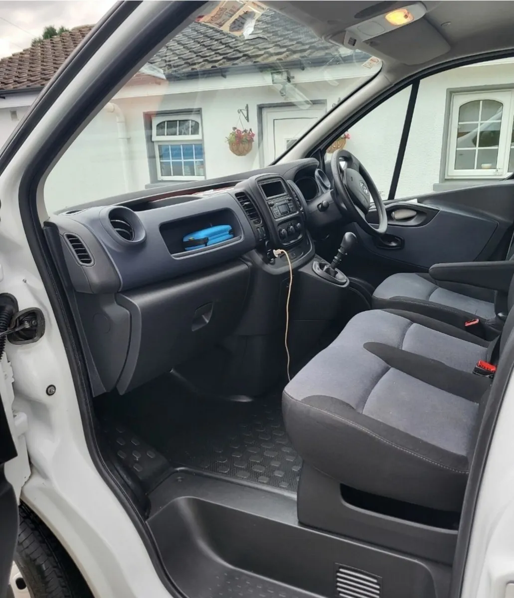 Vauxhall Vivaro 2015 - Image 3