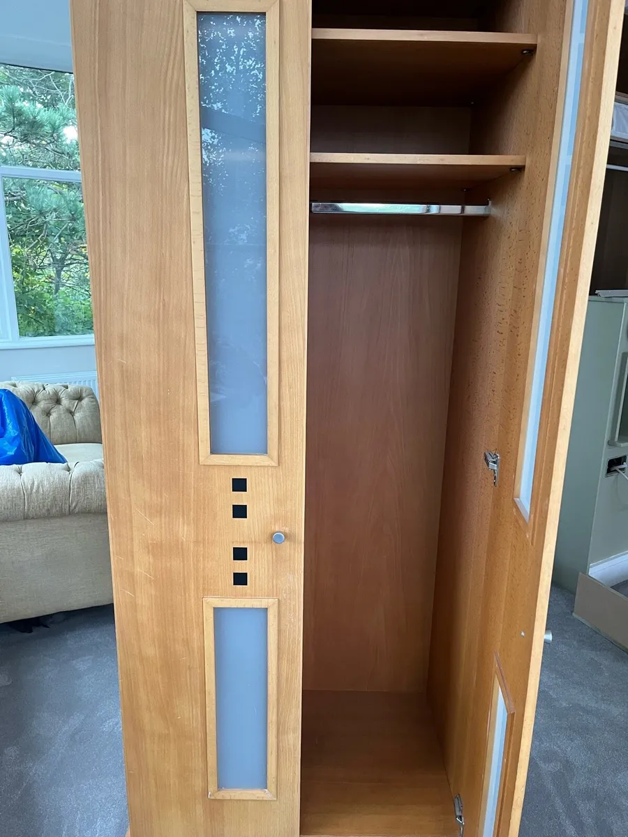 Wardrobe - Image 3