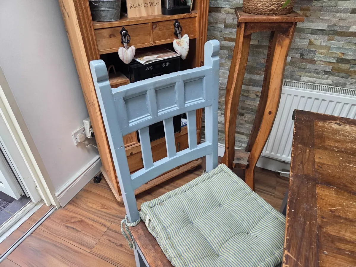 Dining table - Image 3