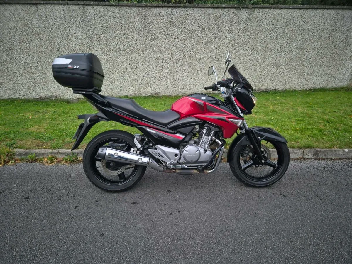 Suzuki Inazuma 250cc - Image 1