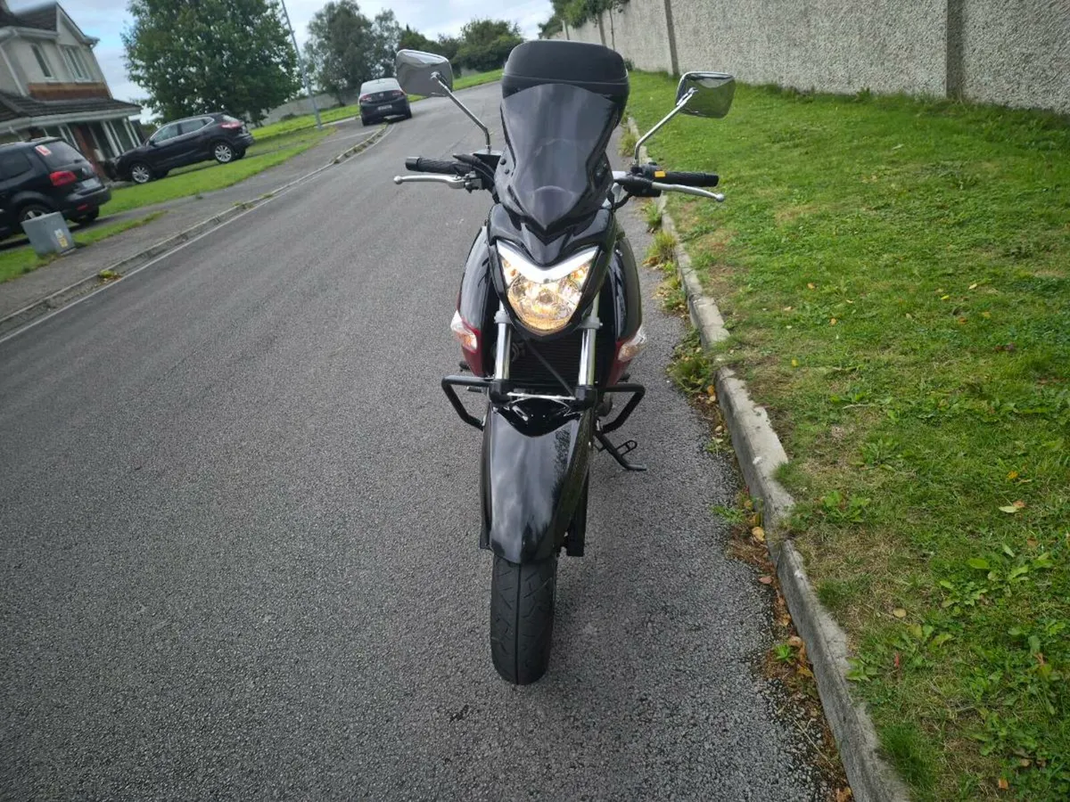Suzuki Inazuma 250cc - Image 4