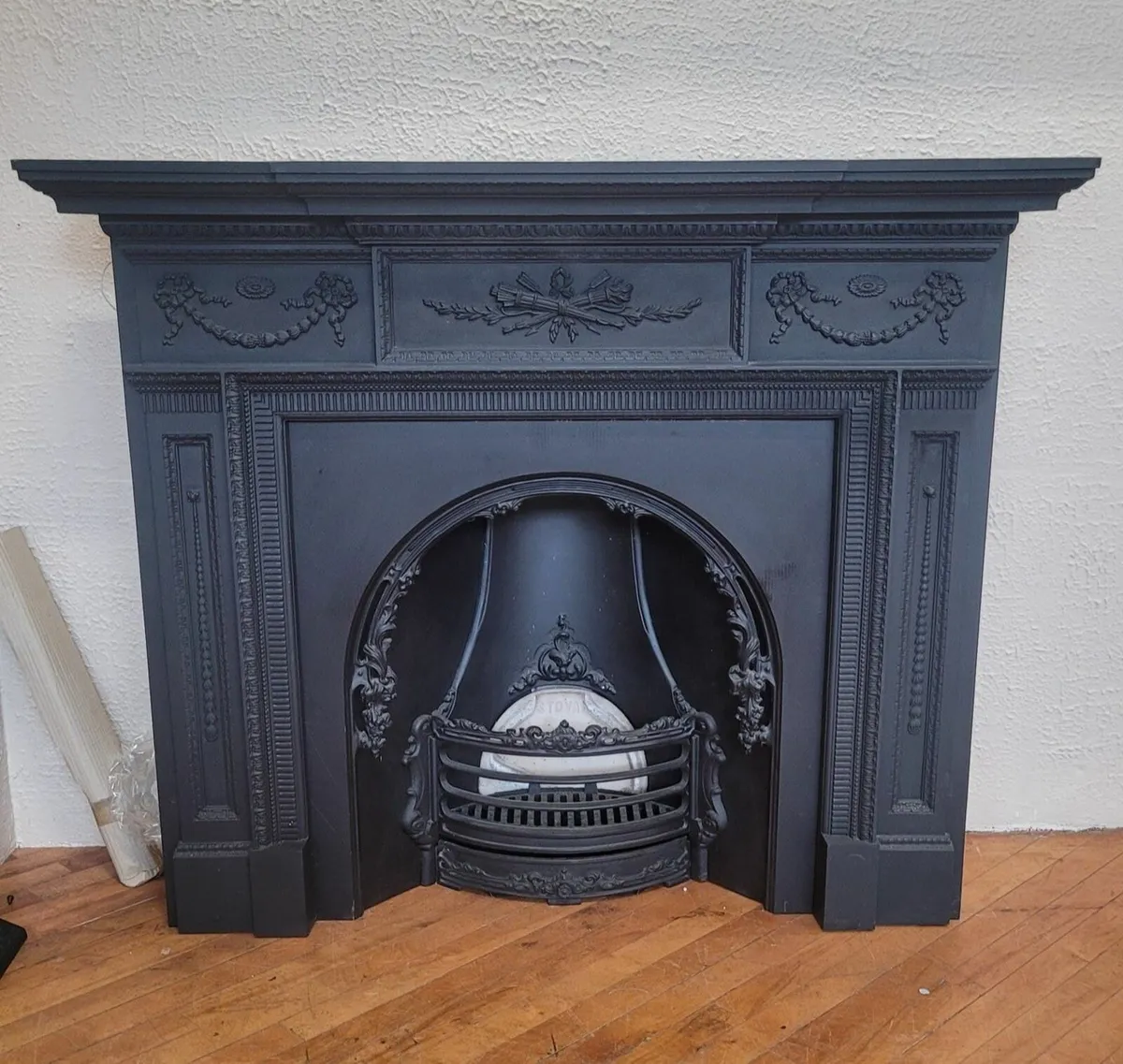 Cast Iron Fire surround with inserts NEW