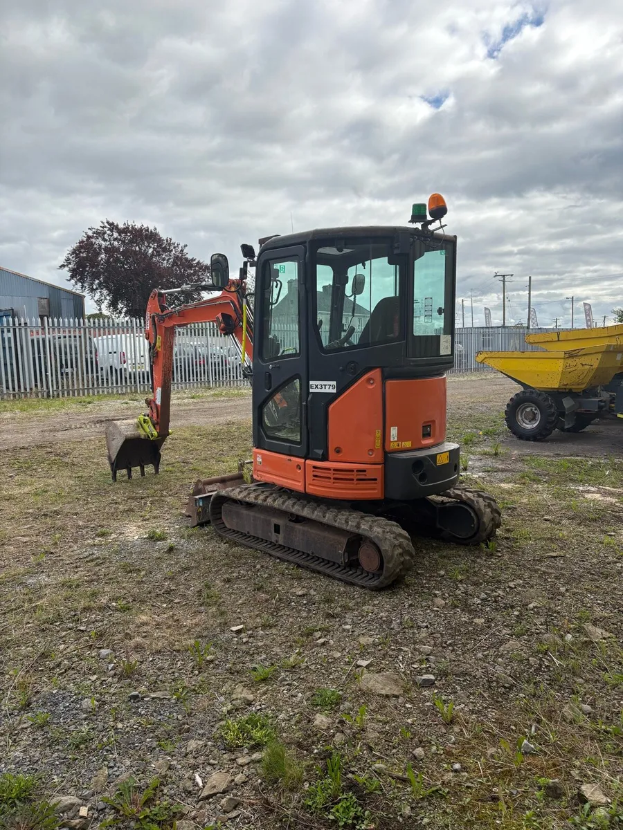 Hitachi 26U - Image 2