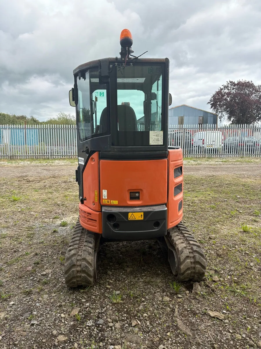 Hitachi 26U - Image 3