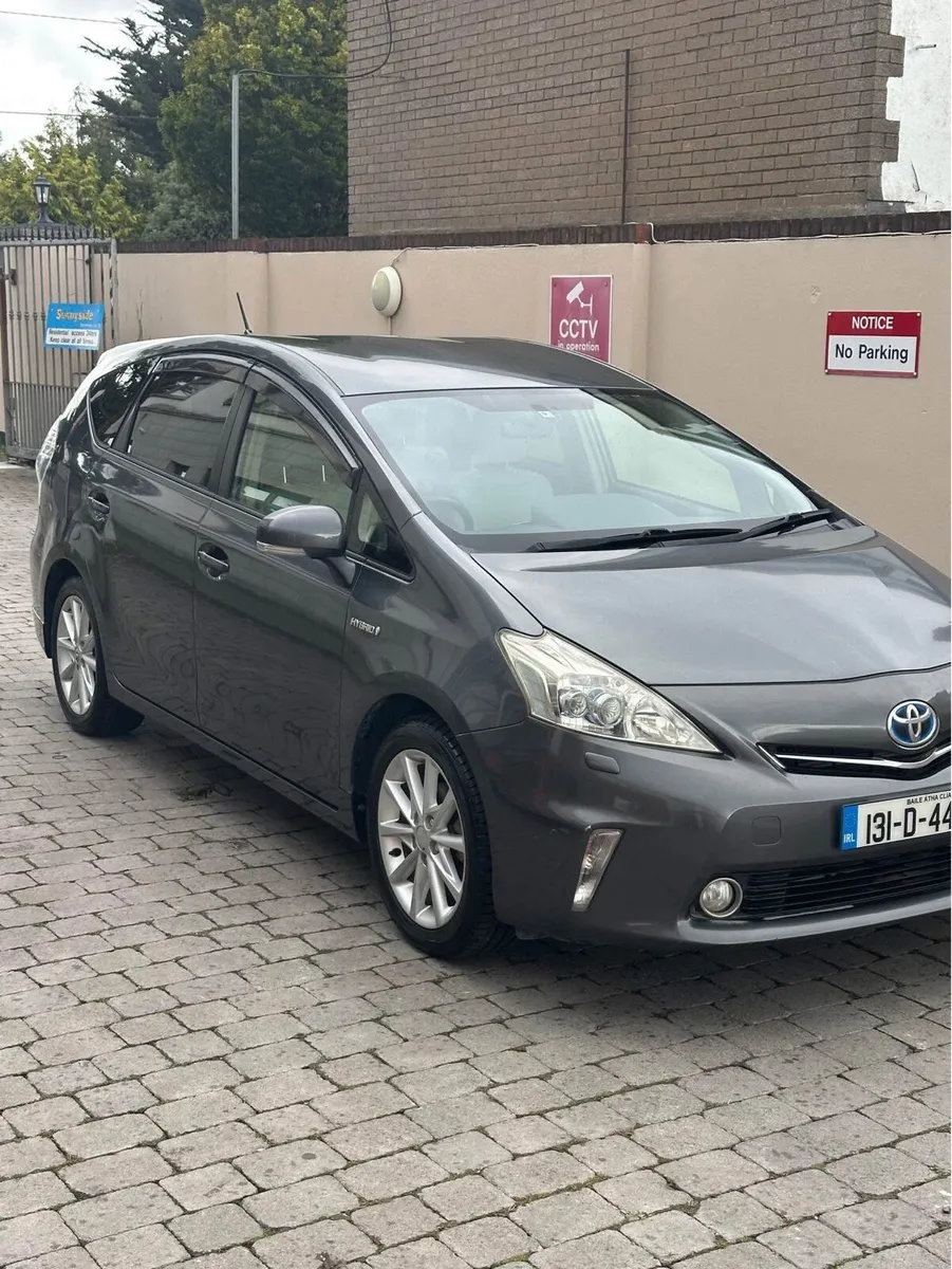 toyota prius Alpha/alfa Low mileage 47000km only - Image 1
