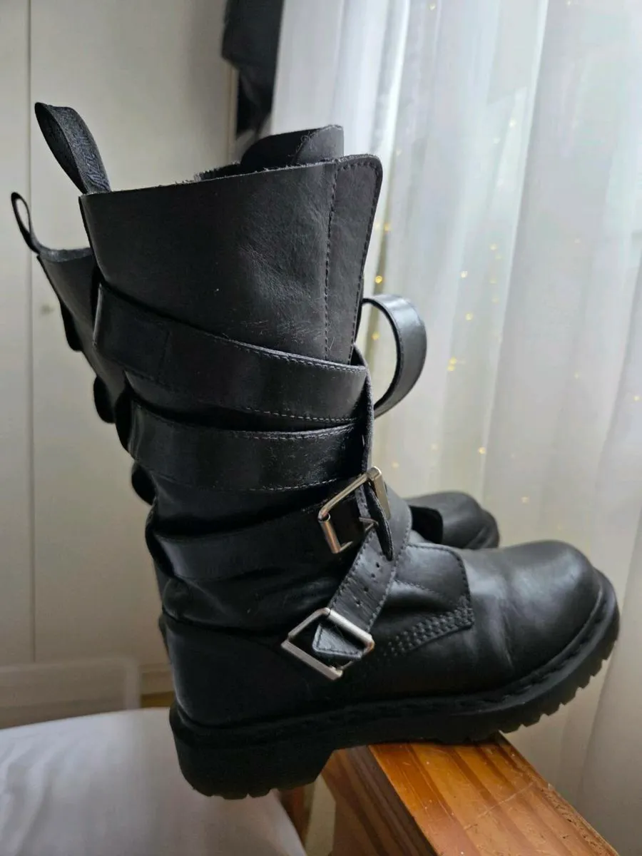 Dr Martens Lauren boots - Image 1