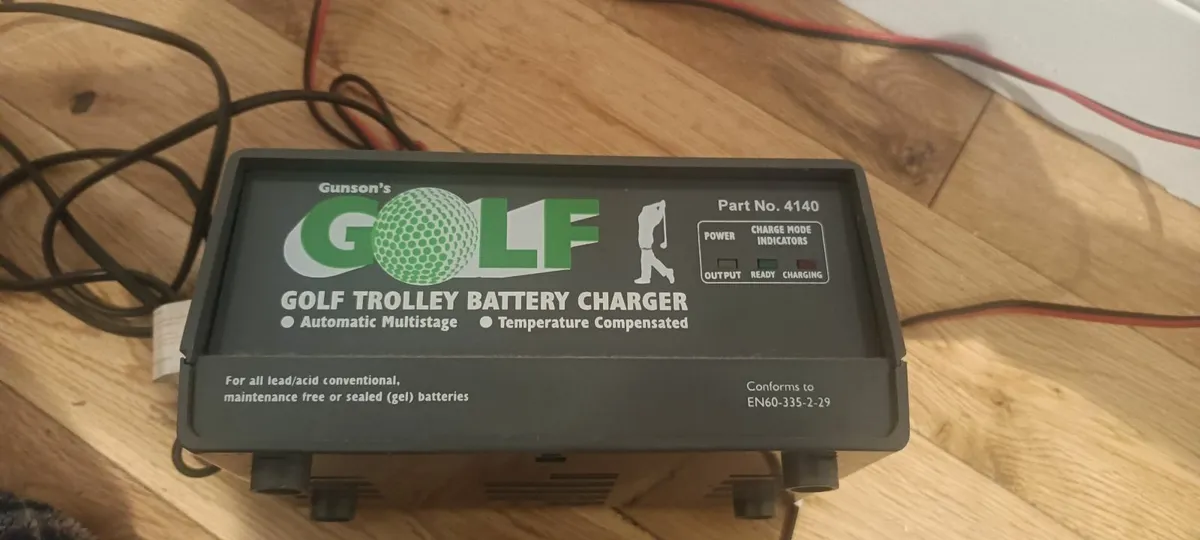 Golf trolley battery charger