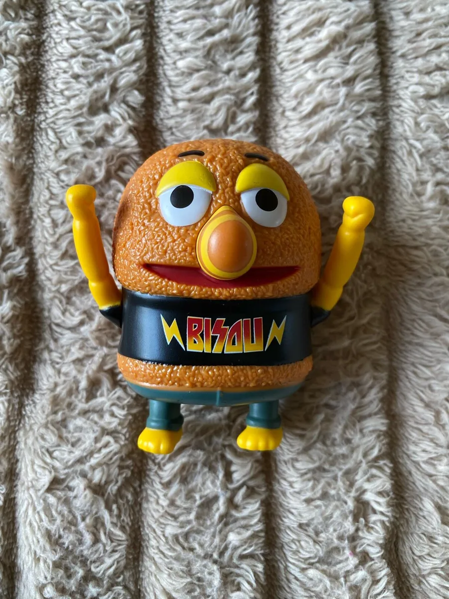 The Amazing World of Gumball Figurine and Card - Image 3