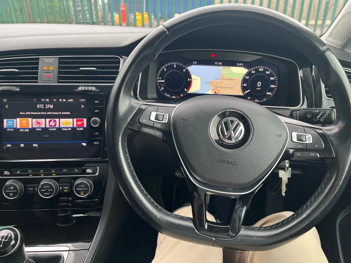 Deposit taken # 182 Volkswagen Golf 1.6D Highline - Image 3