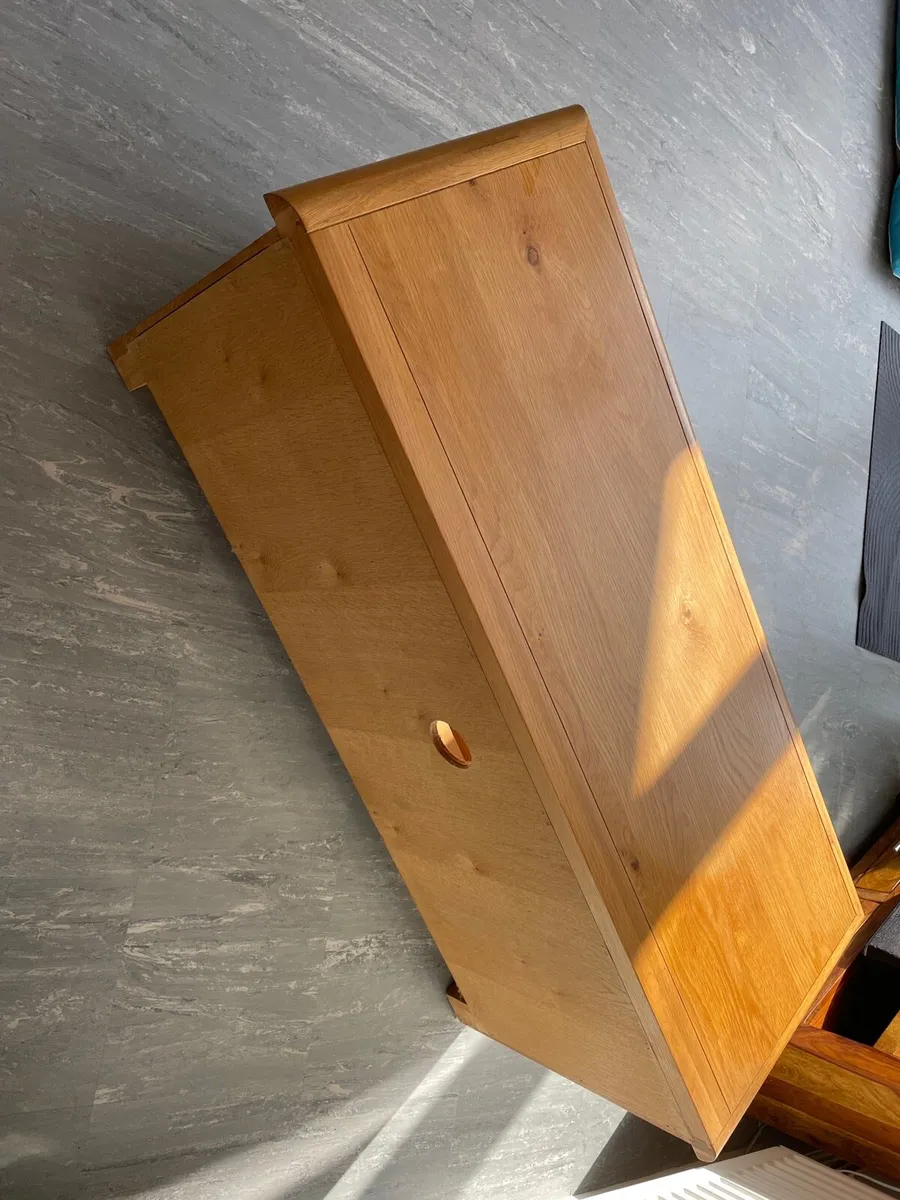 Solid oak tv unit - Image 4