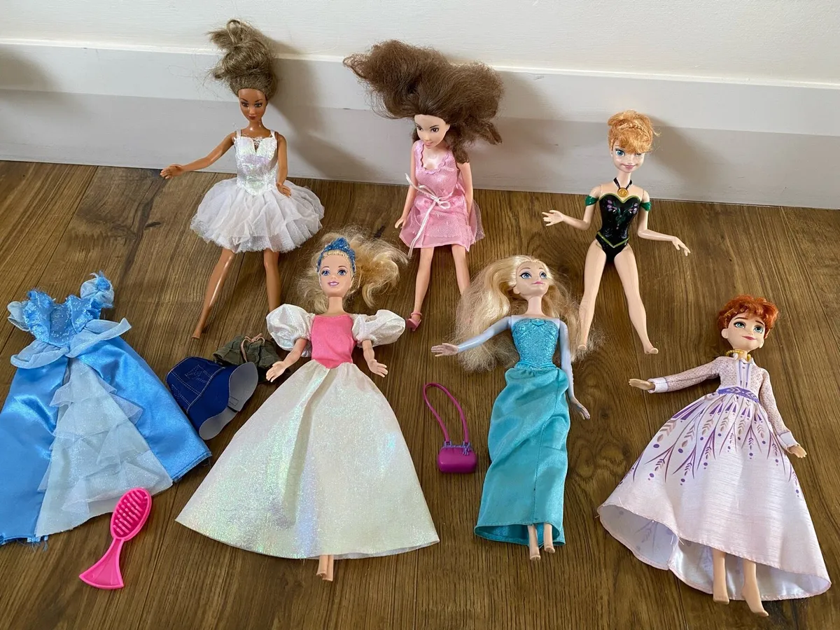 6 Fashion Dolls and Accessories Bundle for Girls - Image 2