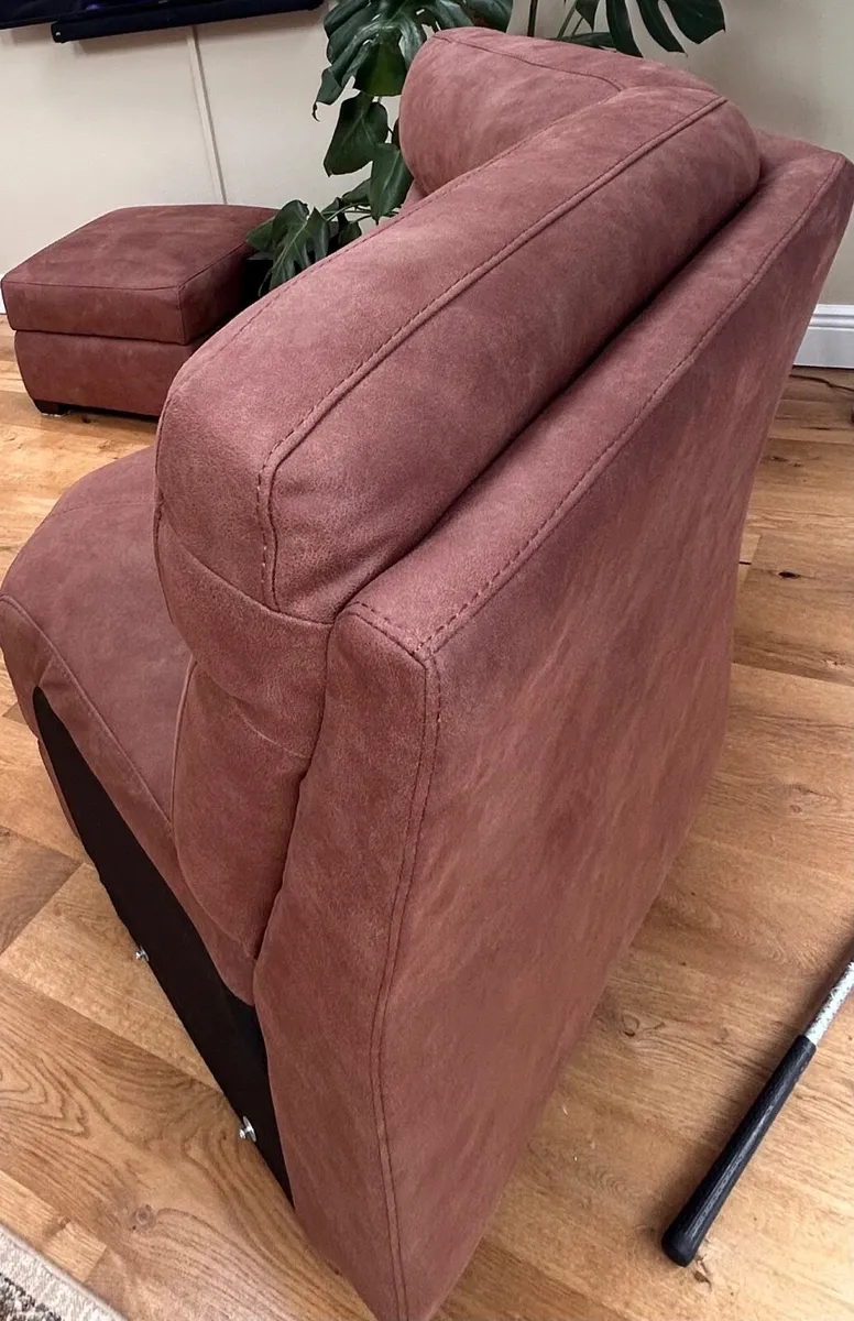 Chair/middle join for DFS modular couch - Image 2