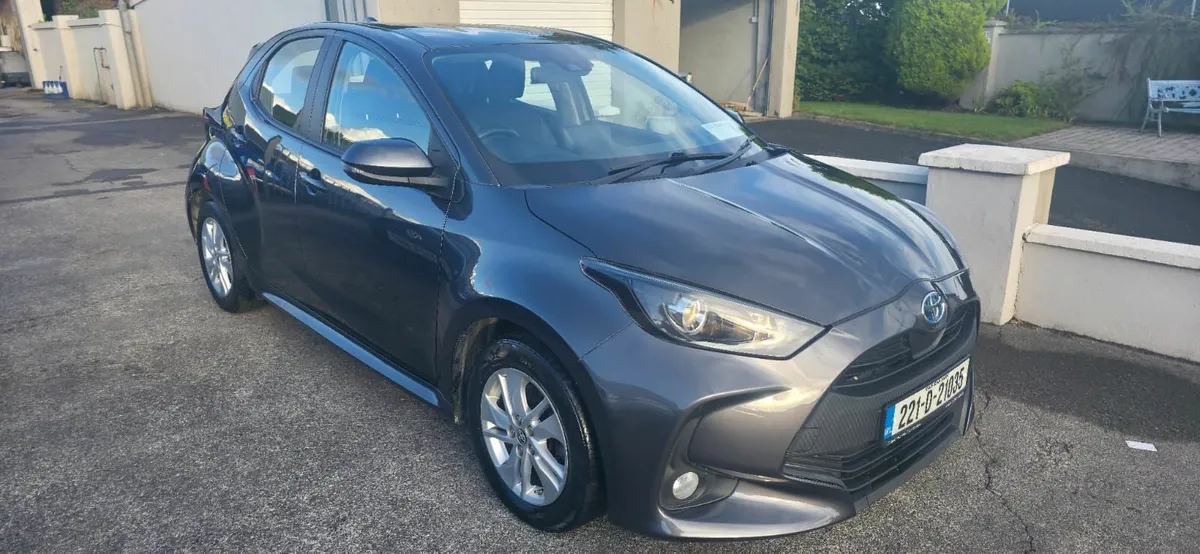 Toyota Yaris 2022 - Image 1