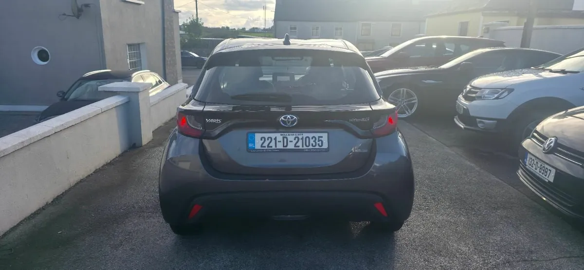 Toyota Yaris 2022 - Image 4