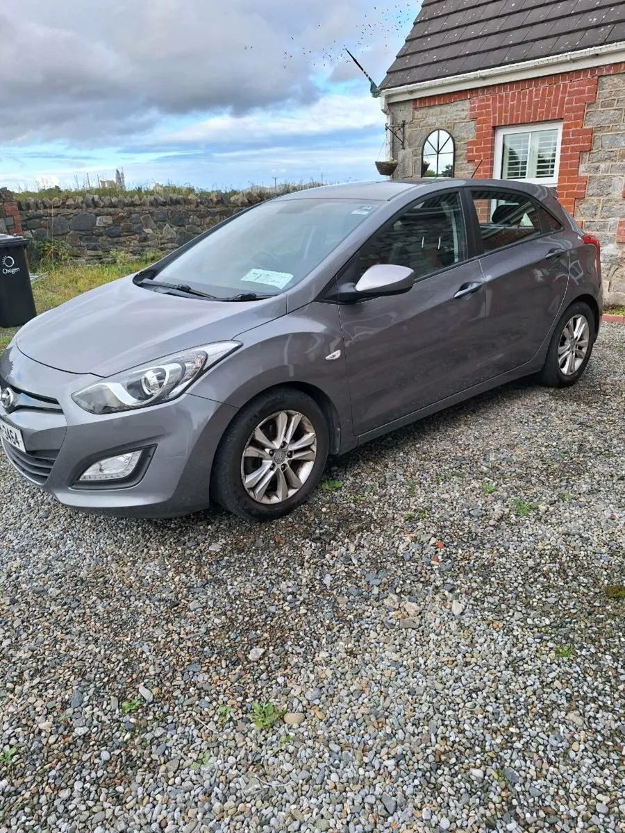 Hyundai i30 - Image 2