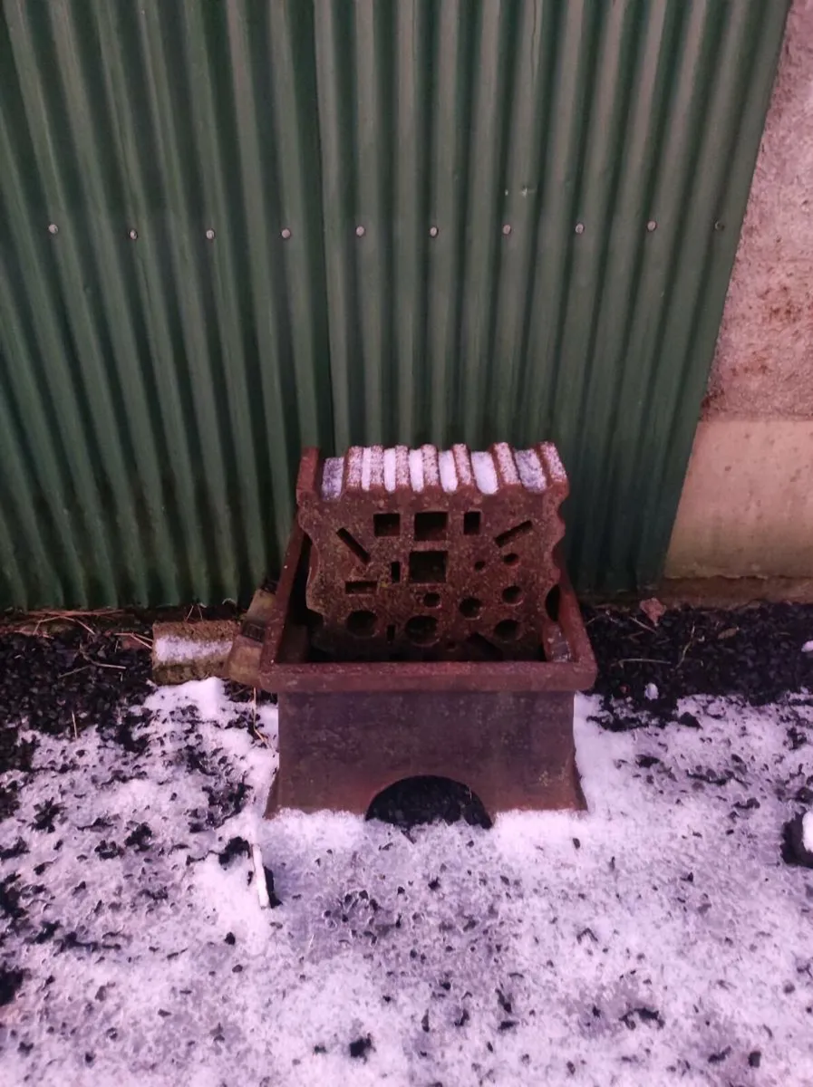Large Swage Block and Stand