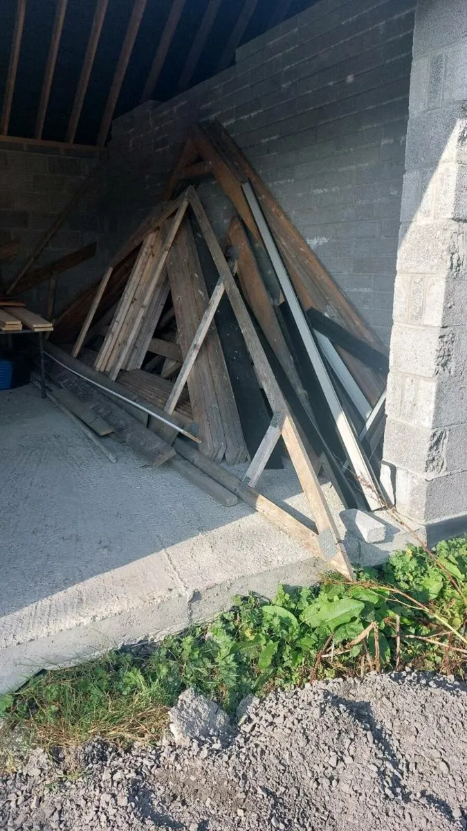 Roof trusses  new - Image 1