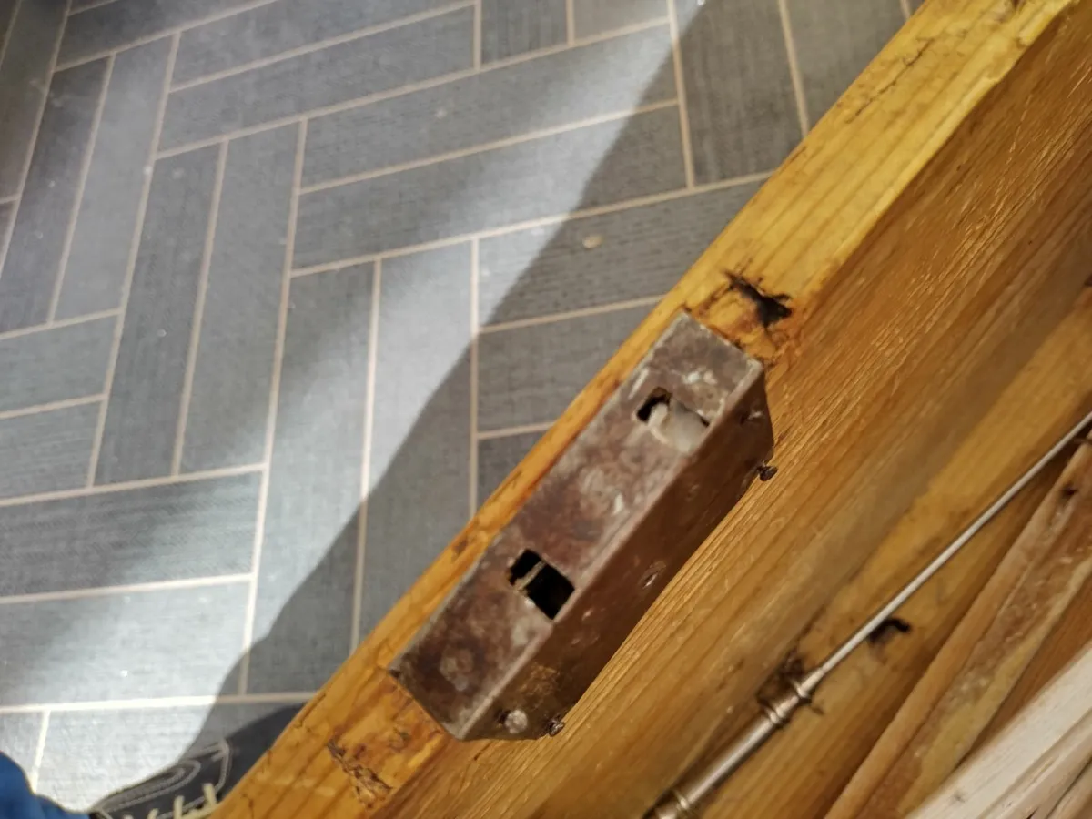 Antique bench - Image 3