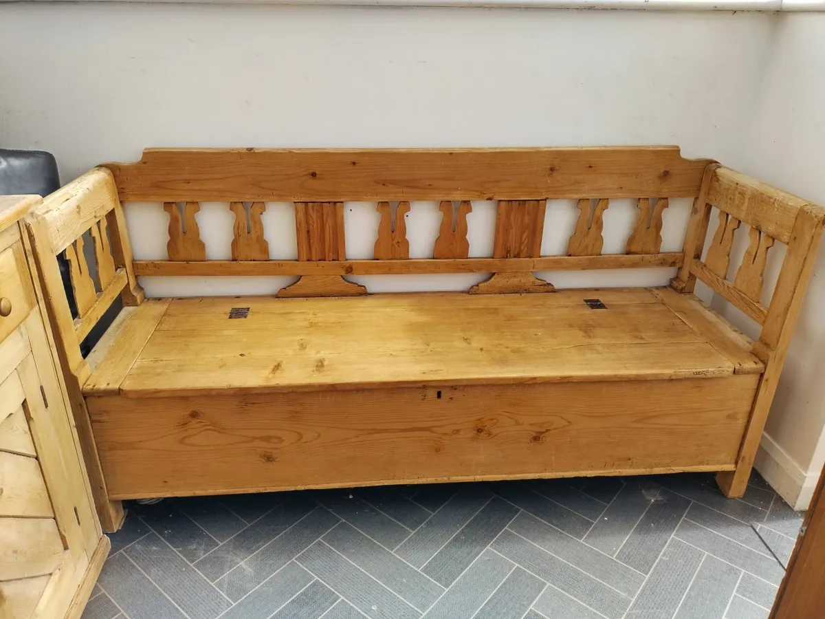 Antique bench - Image 4