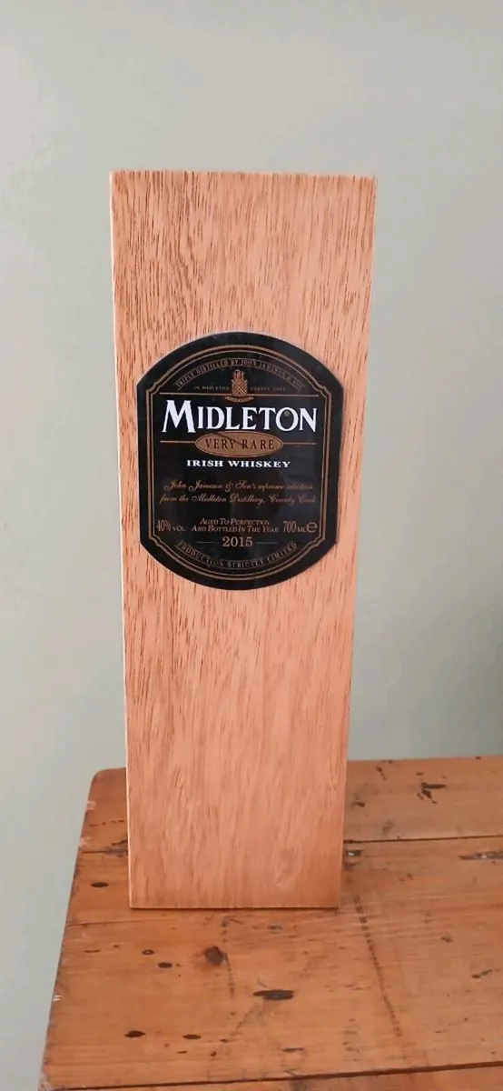 Midelton Very Rare whiskey box - Image 1