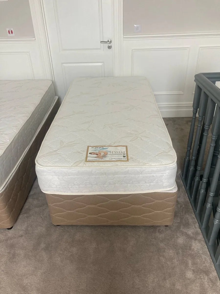 Two single Beds / Double bed - Image 2