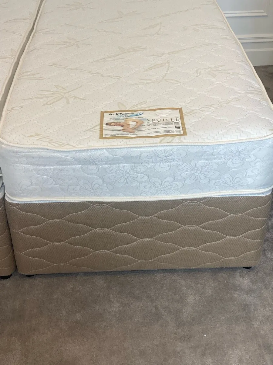 Two single Beds / Double bed - Image 3