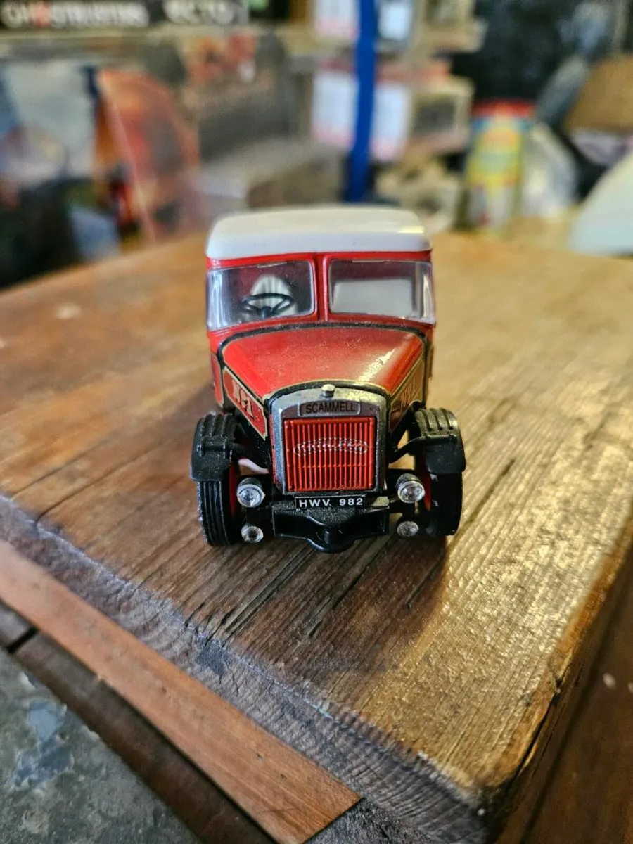 Corgi Circus Fair Ground Showmans Range Truck - Image 2
