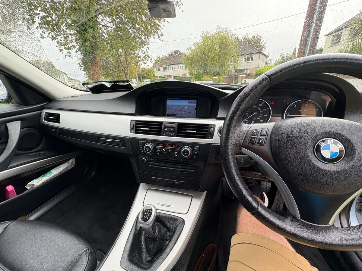 BMW 318d (Low mileage) Business Edition - Image 4