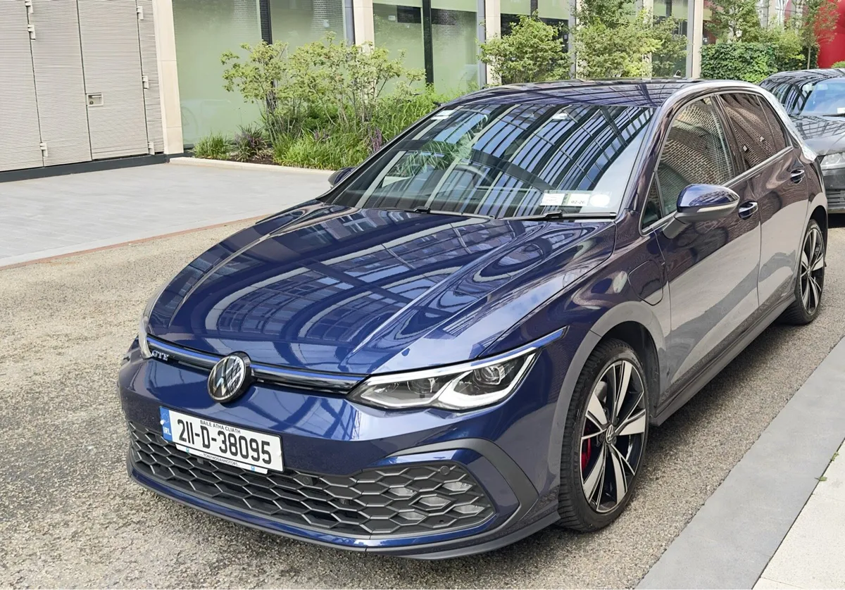 Volkswagen Golf TSI GTE - Image 4